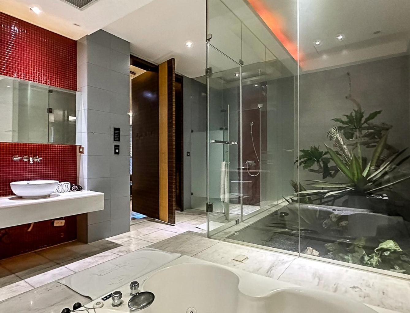 All-Ur Boutique Motel-Ping Tung Branch Pingtung Εξωτερικό φωτογραφία
