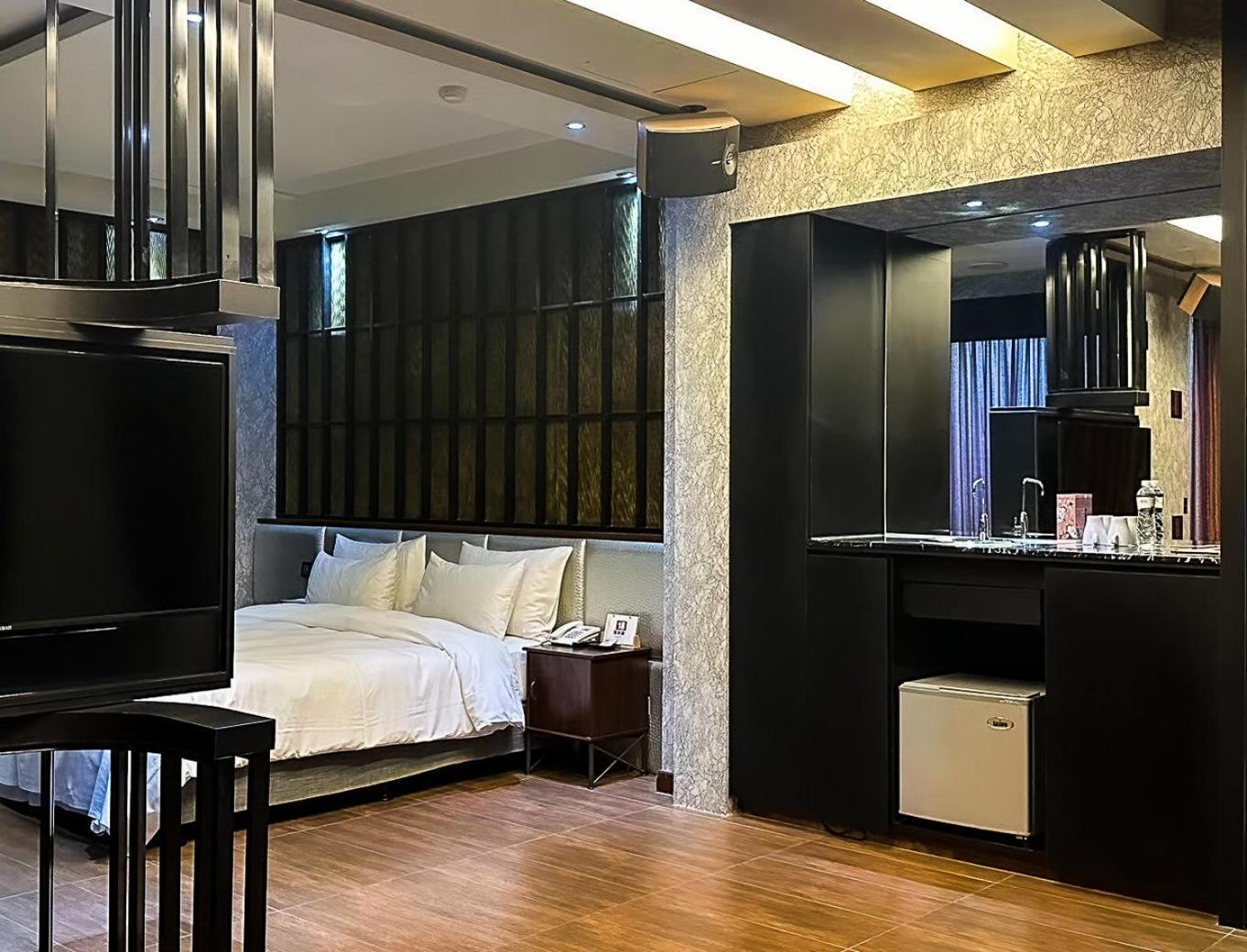 All-Ur Boutique Motel-Ping Tung Branch Pingtung Εξωτερικό φωτογραφία