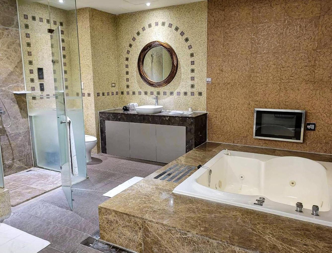 All-Ur Boutique Motel-Ping Tung Branch Pingtung Εξωτερικό φωτογραφία