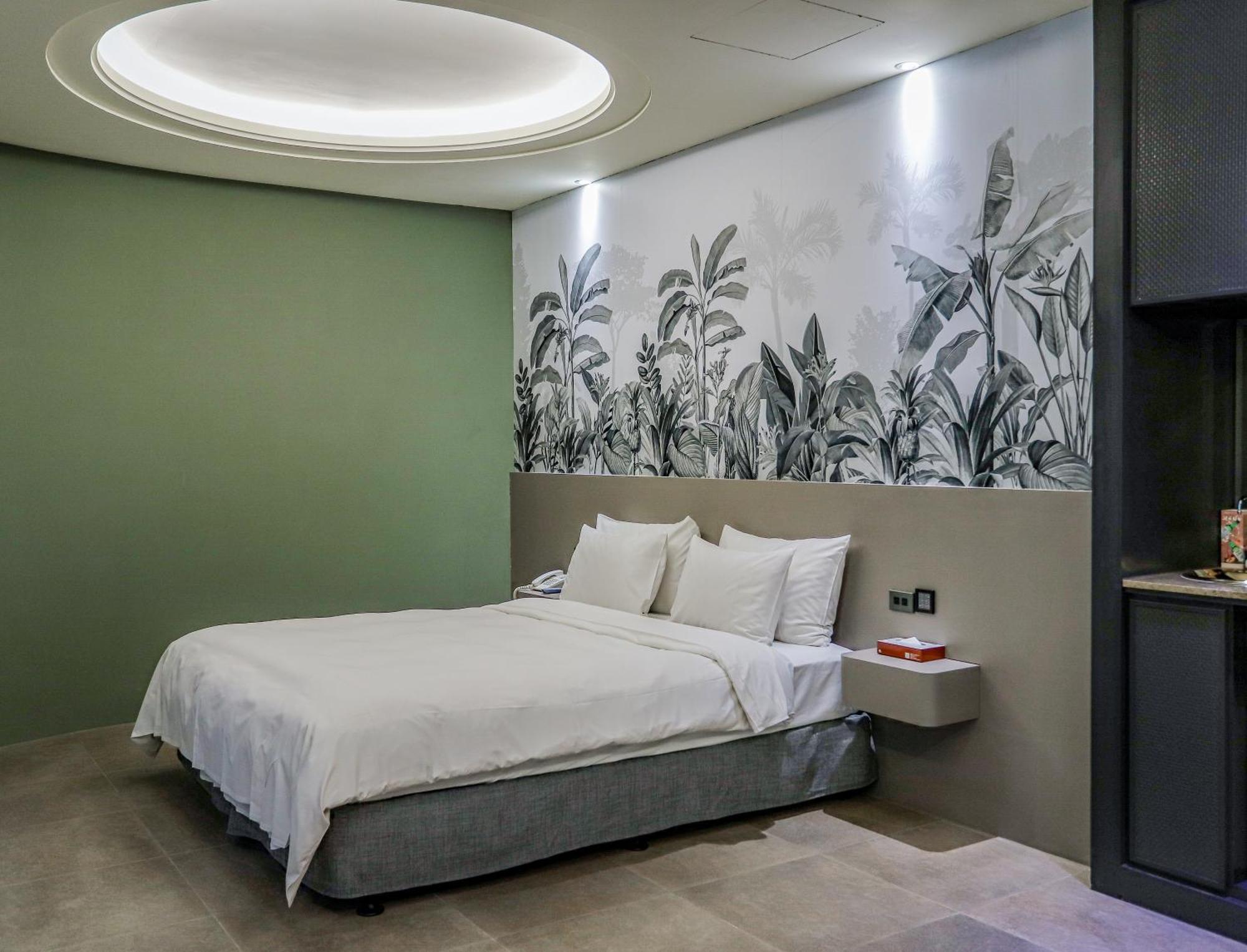 All-Ur Boutique Motel-Ping Tung Branch Pingtung Εξωτερικό φωτογραφία