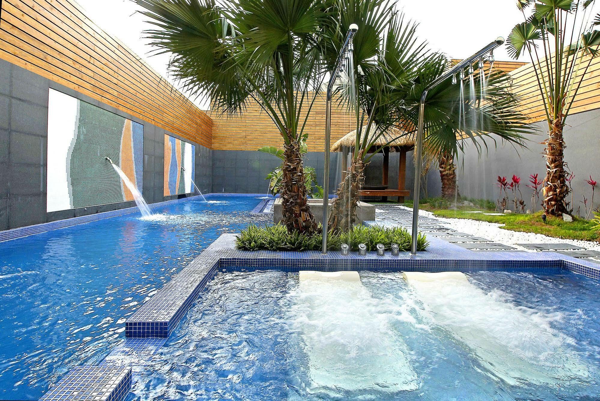 All-Ur Boutique Motel-Ping Tung Branch Pingtung Εξωτερικό φωτογραφία